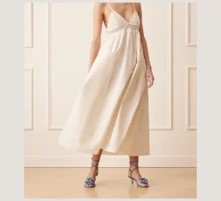 Stuart Weitzman Mid Heel Sandals|The Occasion Edit-CHANGE LOCATION Vintage denim/Washed Blue Denim