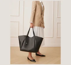 Stuart Weitzman HANDBAGS-CHANGE LOCATION Textured leather/Black