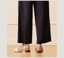 Stuart Weitzman Flat & Low Heel Sandals|Trending: Block Heels-CHANGE LOCATION Lacquered nappa leather & wood/Seashell & walnut